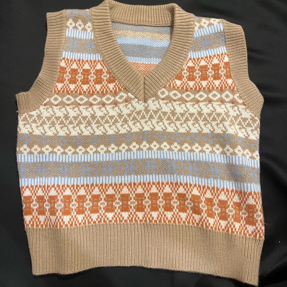 Womens Beige Fair Isle V-Neck Knit Tank Top